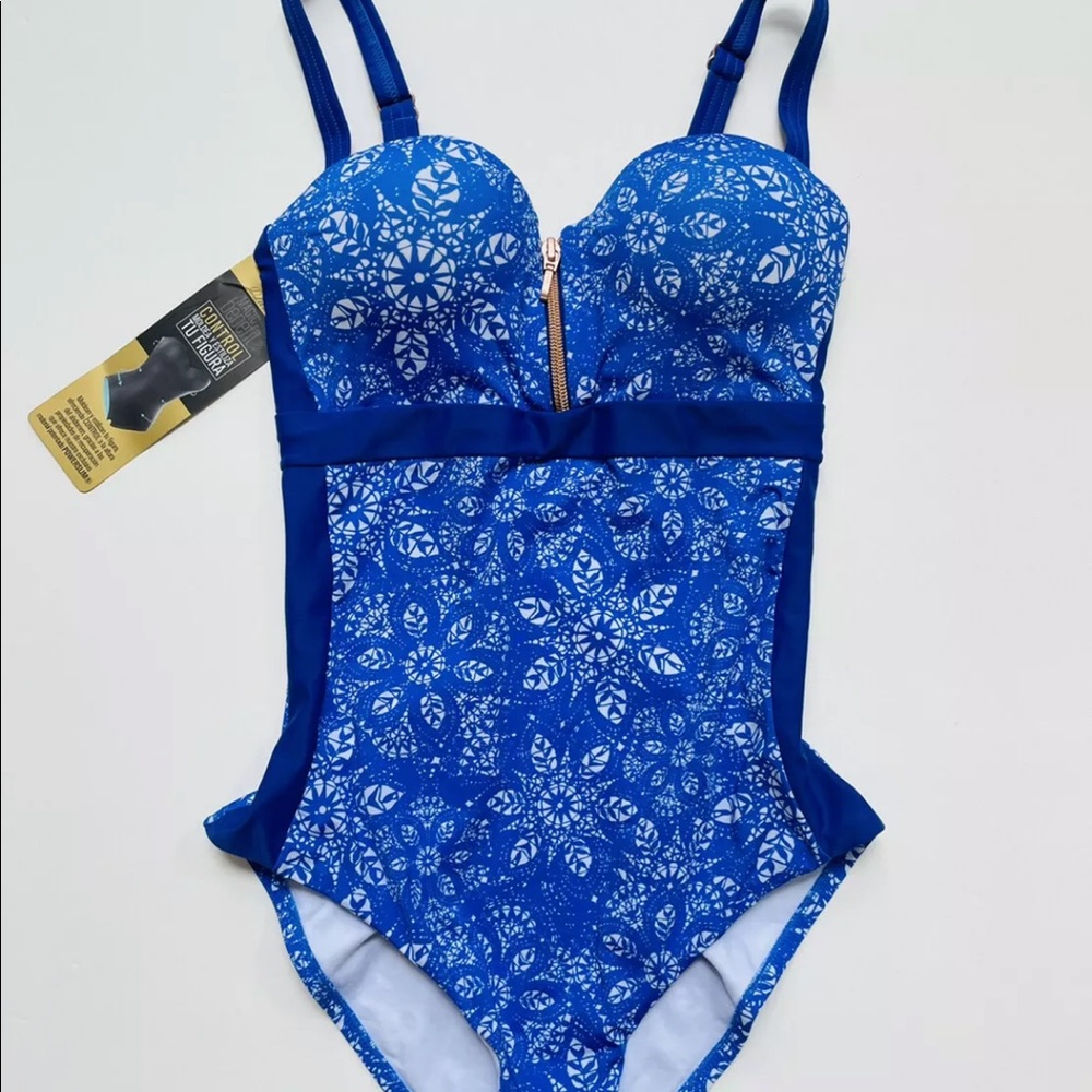 NWT Leonisa One Piece Swimsuit Sz 32/S Control Your Body